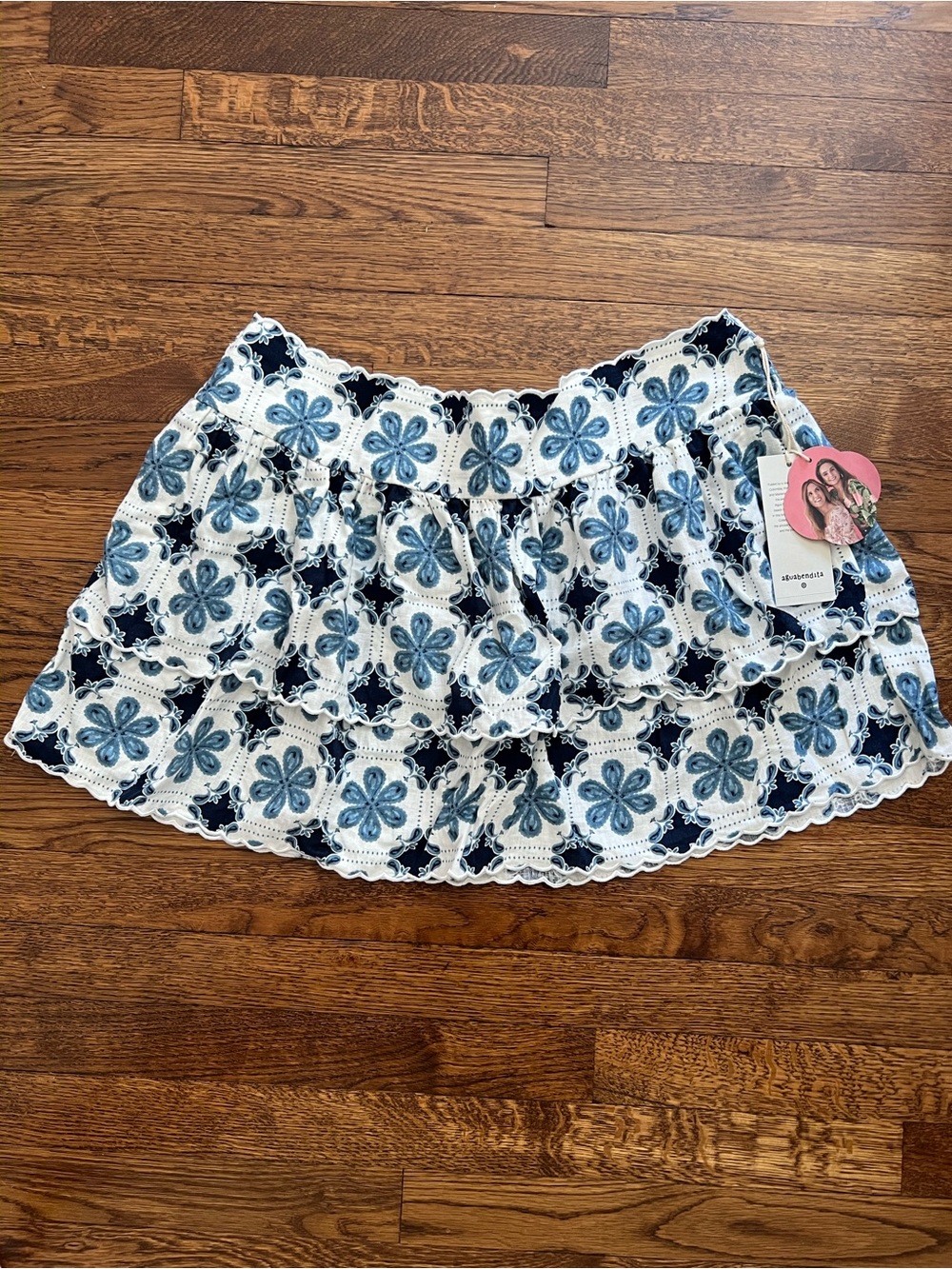 NWT Agua Bendita × Target